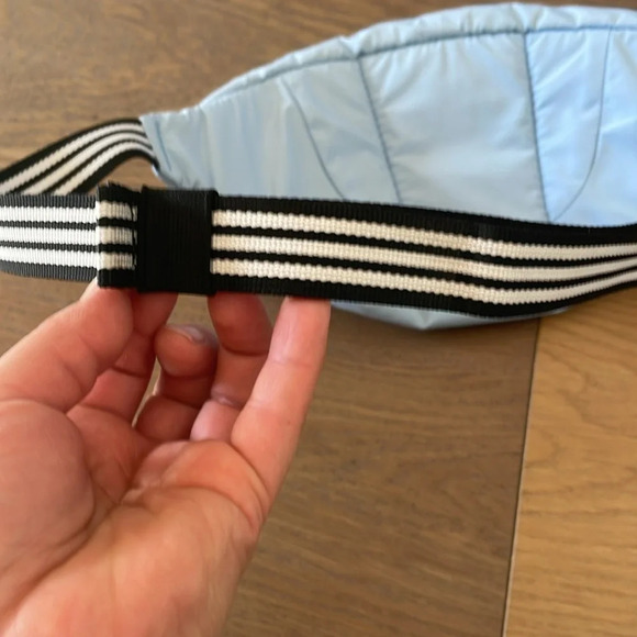 adidas Core Waist Pack Blue/Black/White NWOT - Picture 6 of 7